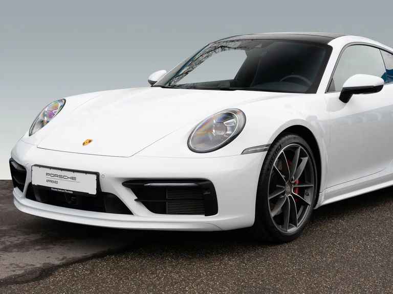 Porsche 992 Carrera 4S
