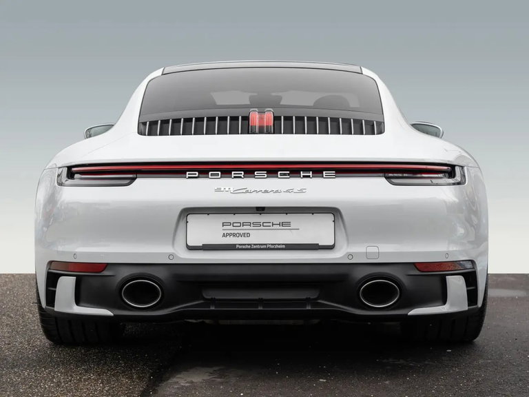 Porsche 992 Carrera 4S