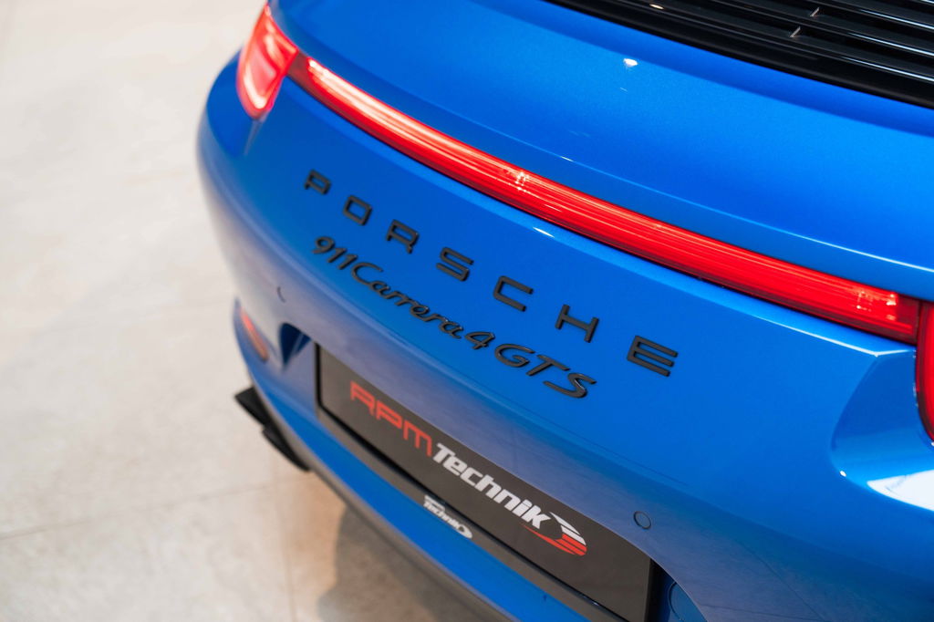 Porsche 991 Carrera 4 GTS