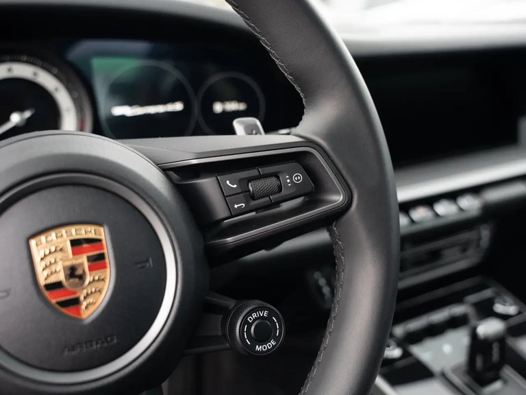 Porsche 992 Carrera 4S