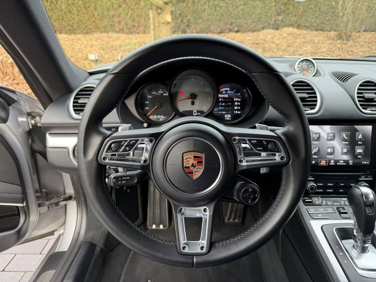 Porsche 718 Cayman S