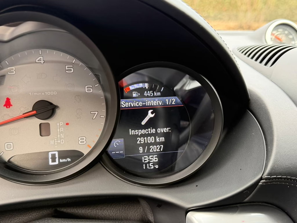 Porsche 718 Cayman S