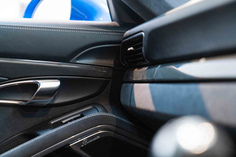 Porsche 991 Carrera 4 GTS