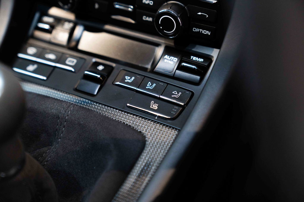 Porsche 991 Carrera 4 GTS