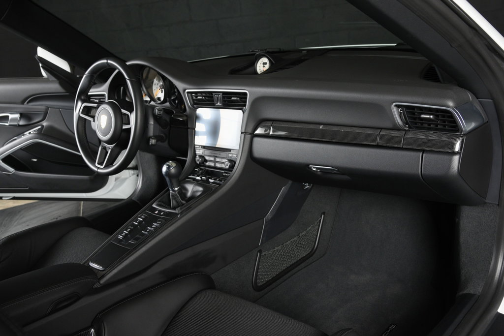 Porsche 991.2 GT3 Touring