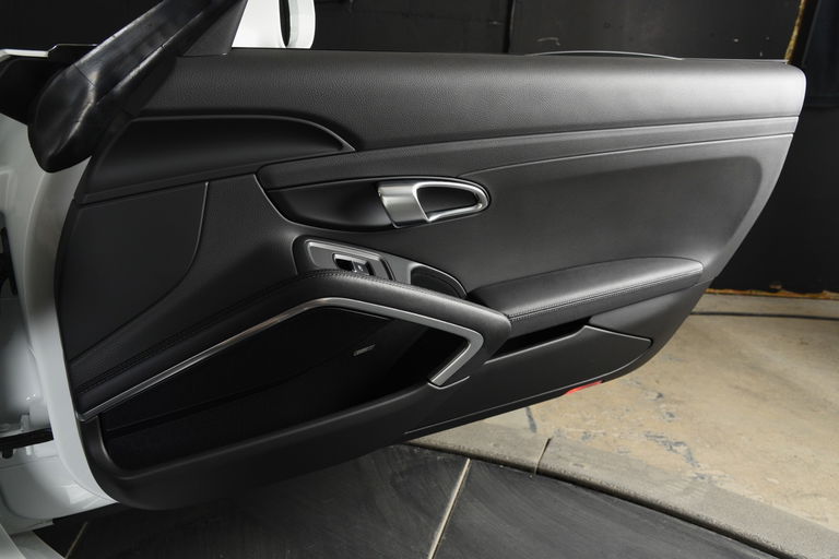 Porsche 991.2 GT3 Touring