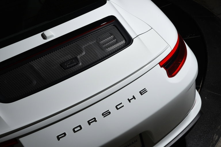 Porsche 991.2 GT3 Touring
