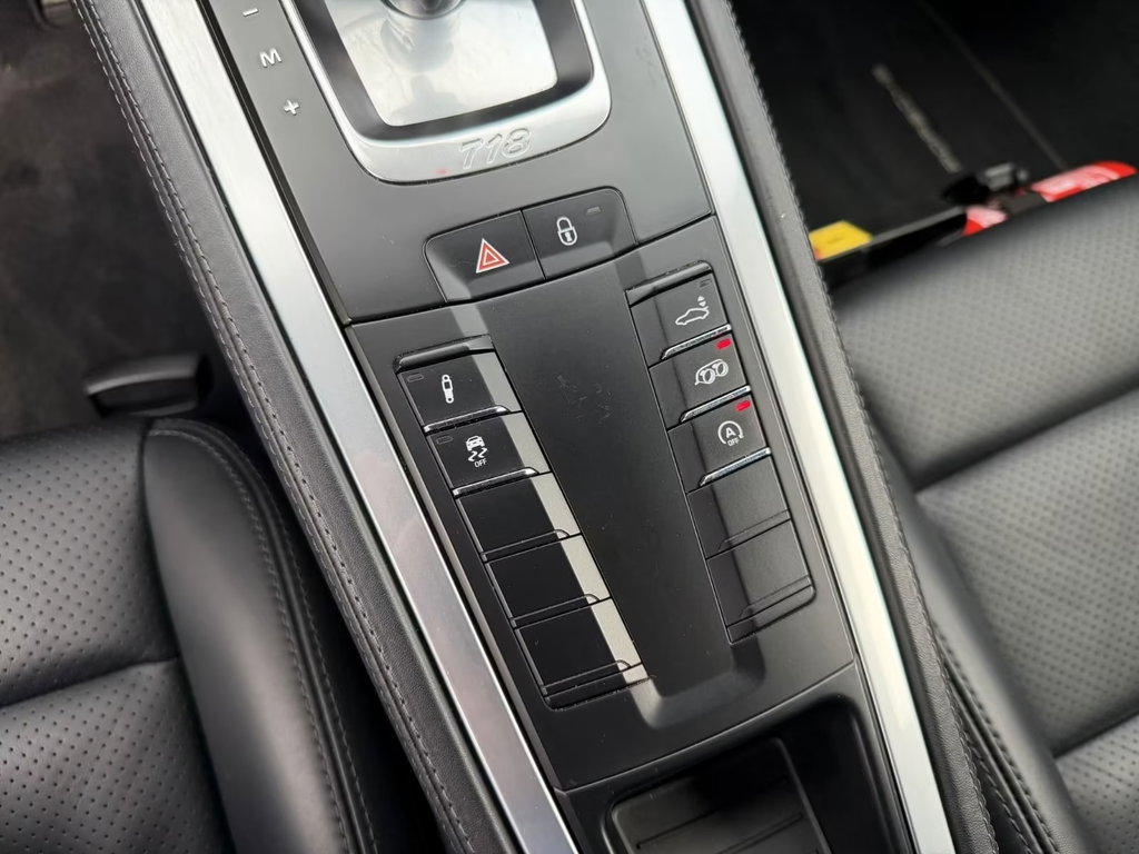 Porsche 718 Cayman S