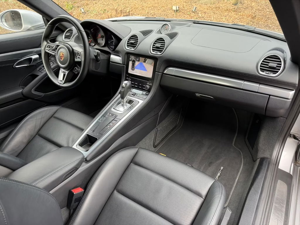 Porsche 718 Cayman S