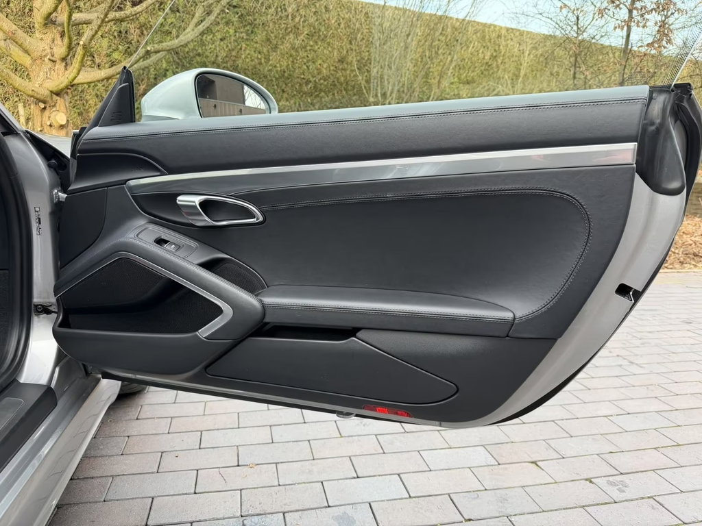 Porsche 718 Cayman S