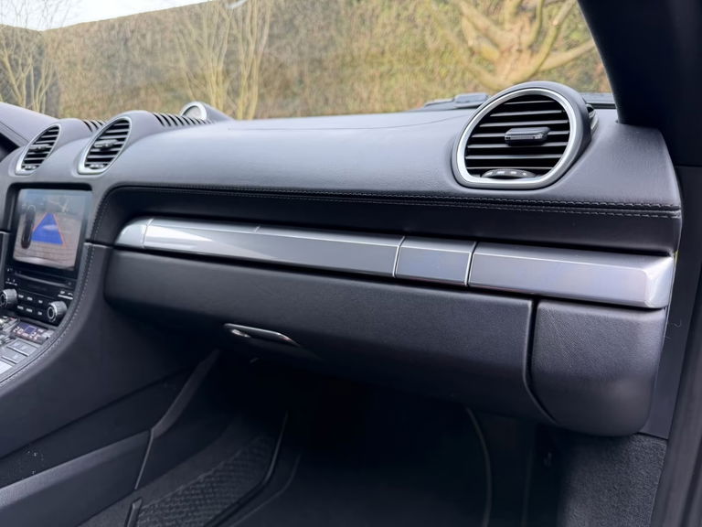 Porsche 718 Cayman S