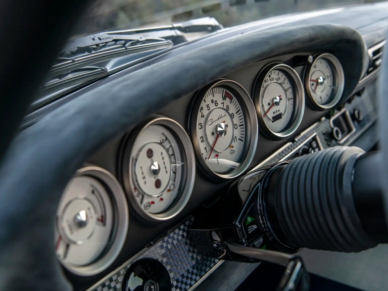 Porsche 911 Reimagined by Singer