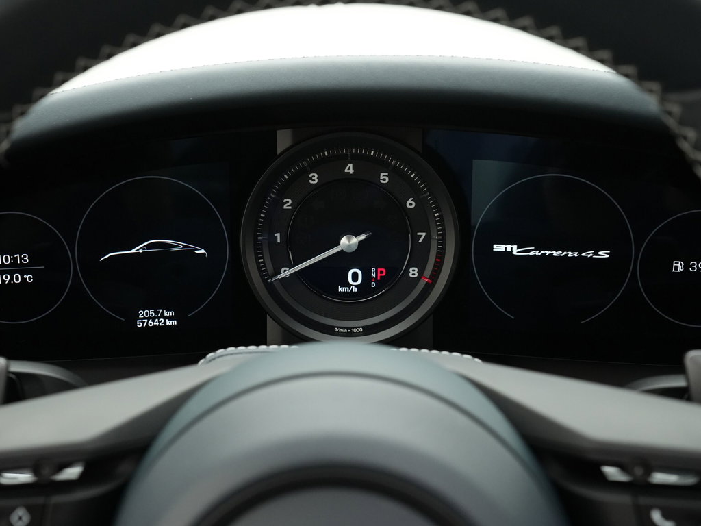 Porsche 992 Carrera 4S