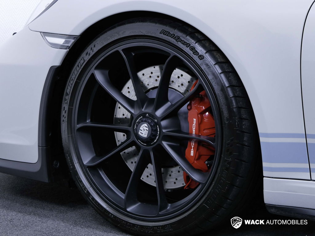 Porsche 991.2 GT3 Touring