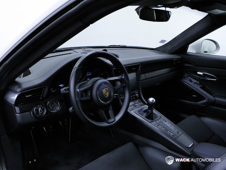 Porsche 991.2 GT3 Touring