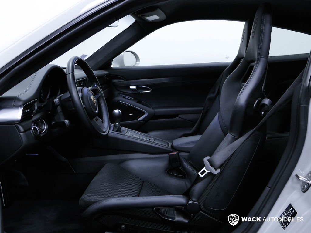 Porsche 991.2 GT3 Touring