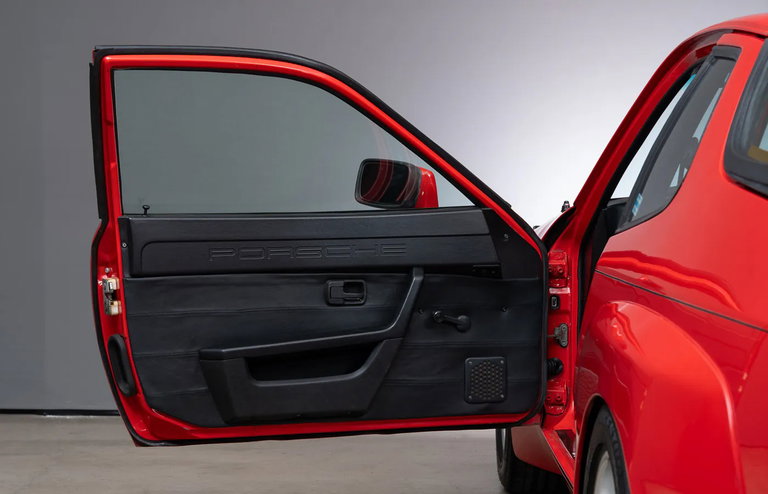 Porsche 924 Carrera GT