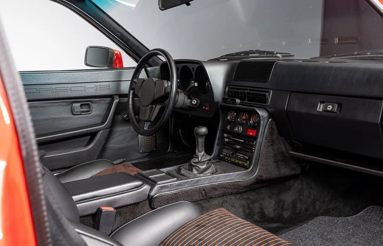 Porsche 924 Carrera GT