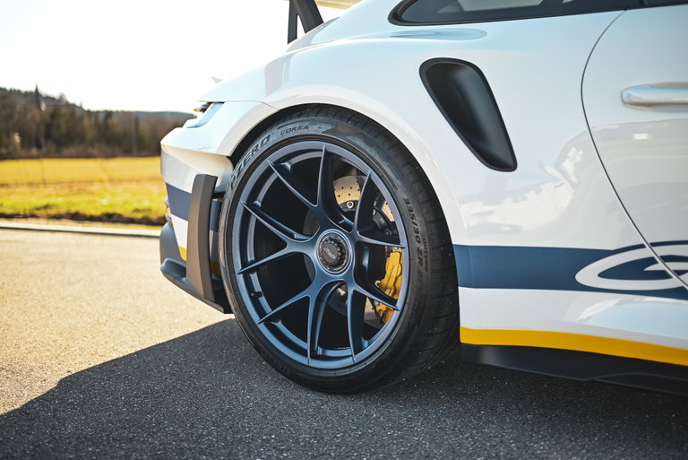 Porsche 992 GT3 RS