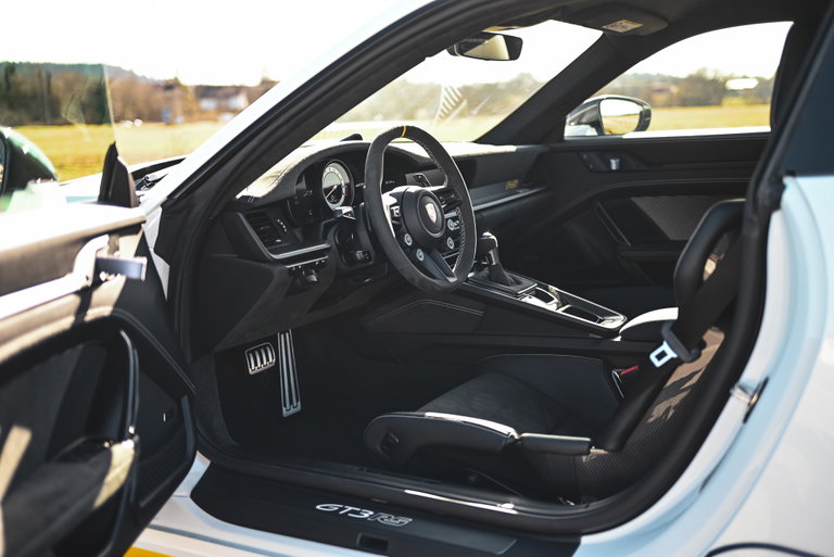 Porsche 992 GT3 RS