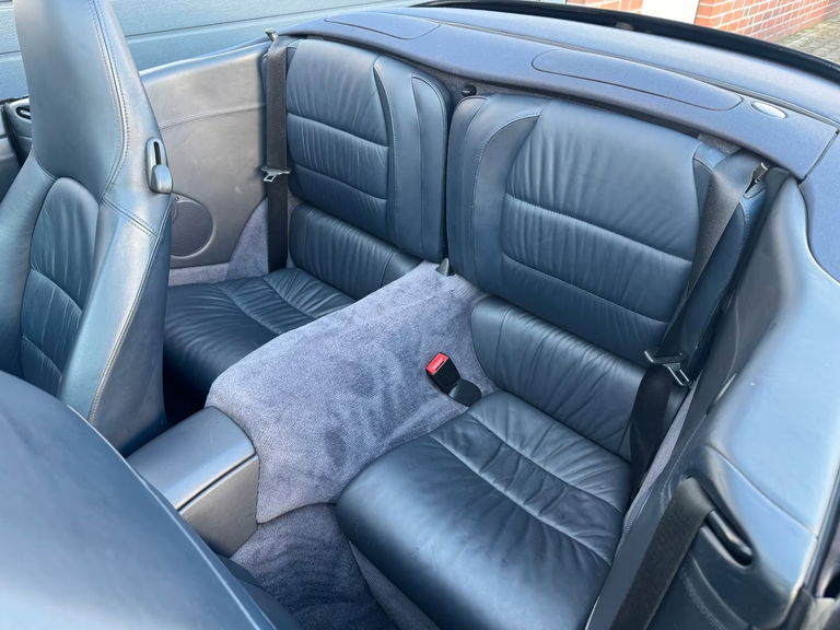 Porsche 996 Carrera 4