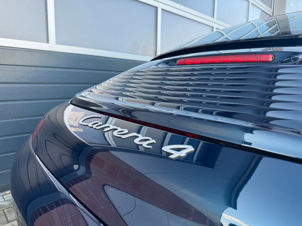 Porsche 996 Carrera 4