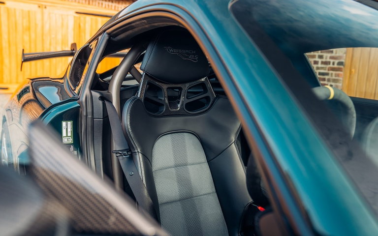 Porsche 718 Cayman GT4 RS