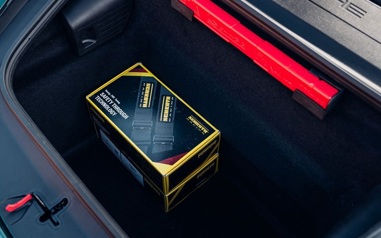 Porsche 718 Cayman GT4 RS