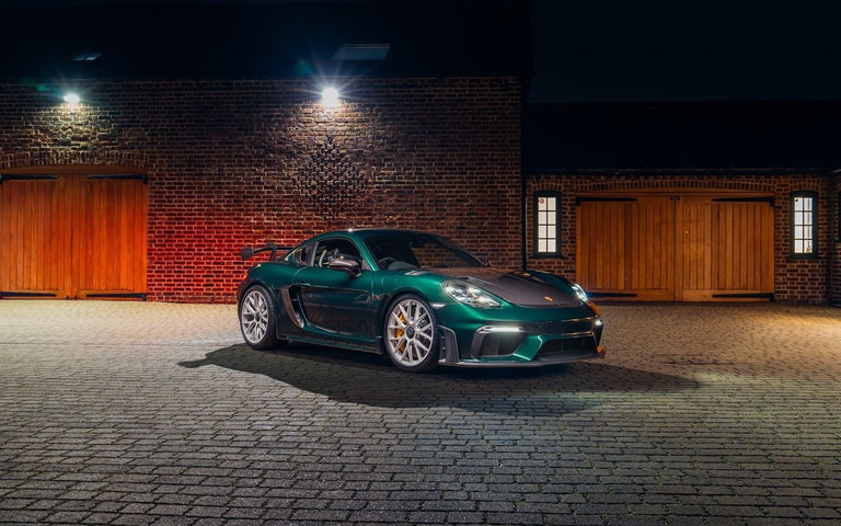 Porsche 718 Cayman GT4 RS