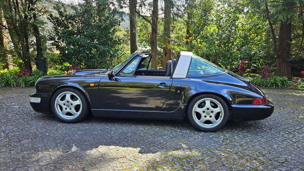 Porsche 964 Carrera 4
