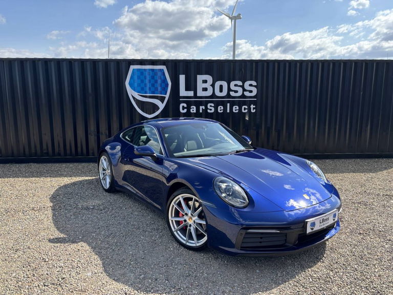 Porsche 992 Carrera 4S