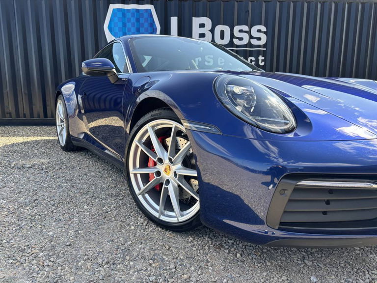 Porsche 992 Carrera 4S