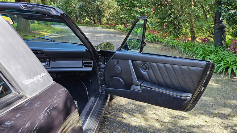 Porsche 964 Carrera 4