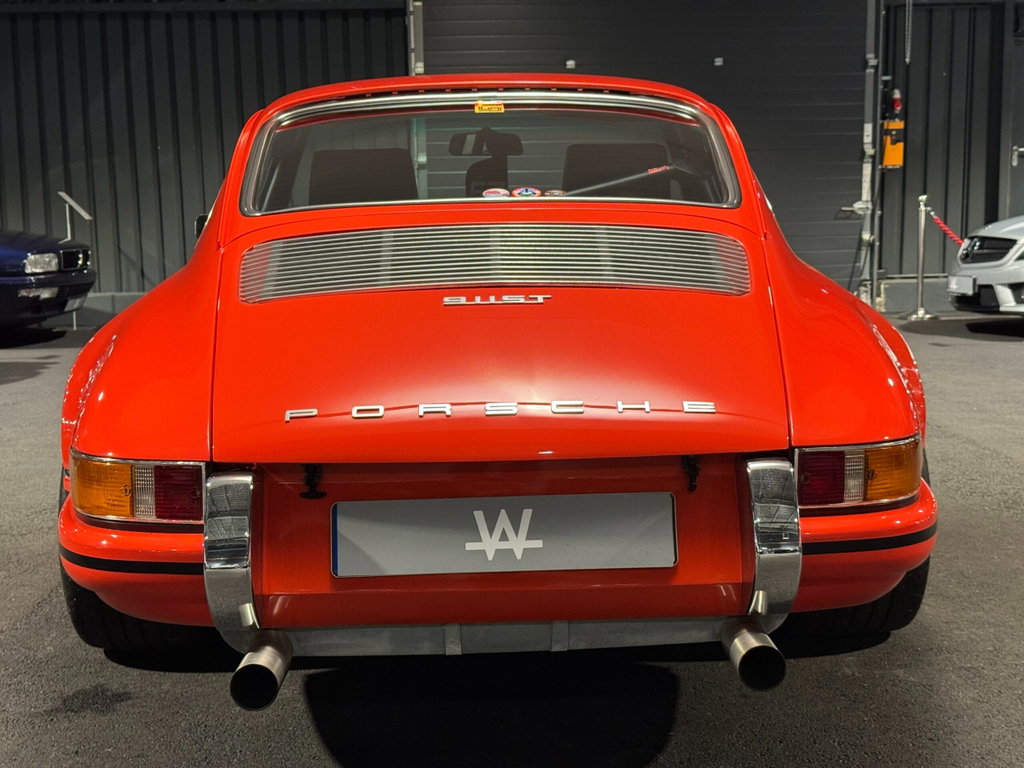 Porsche 911 Modified