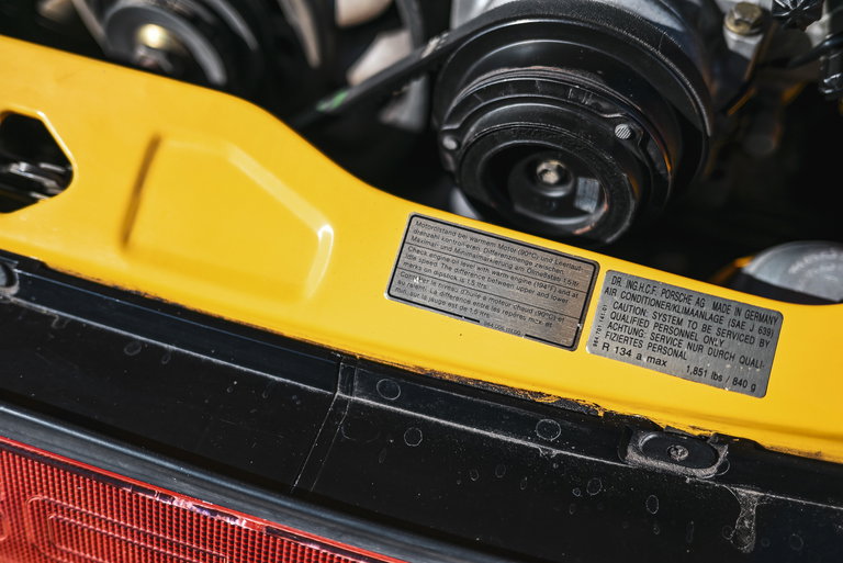 Porsche 964 Carrera 2 Speedster