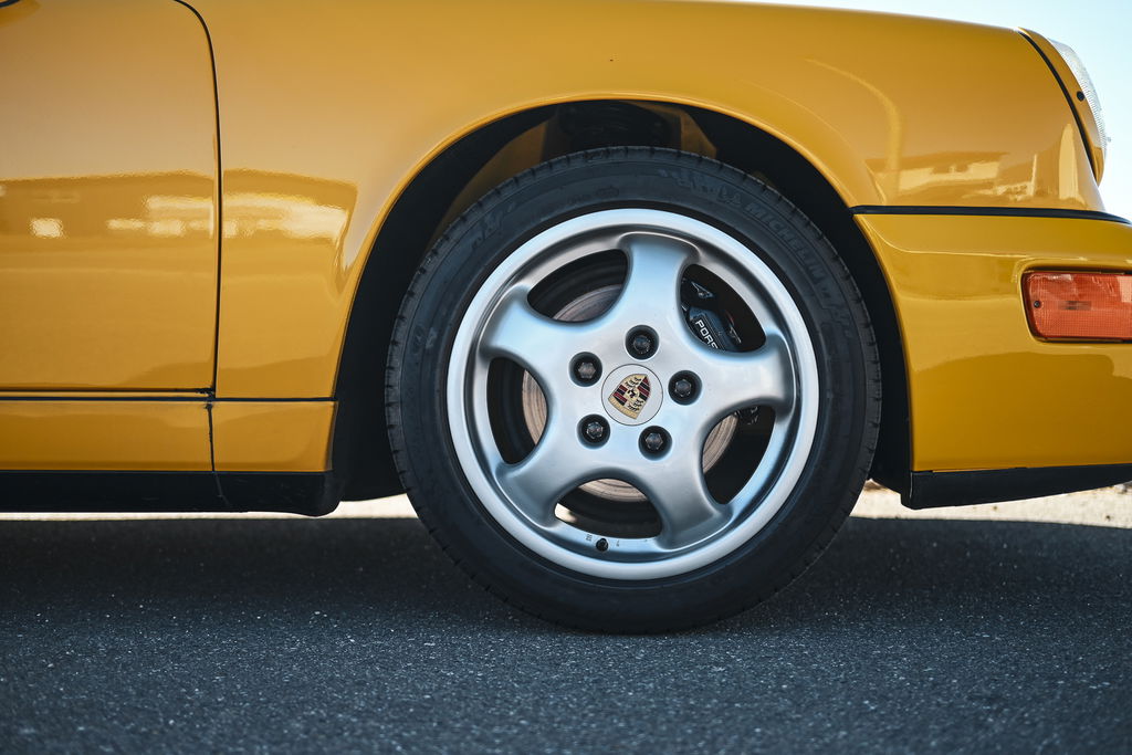 Porsche 964 Carrera 2 Speedster