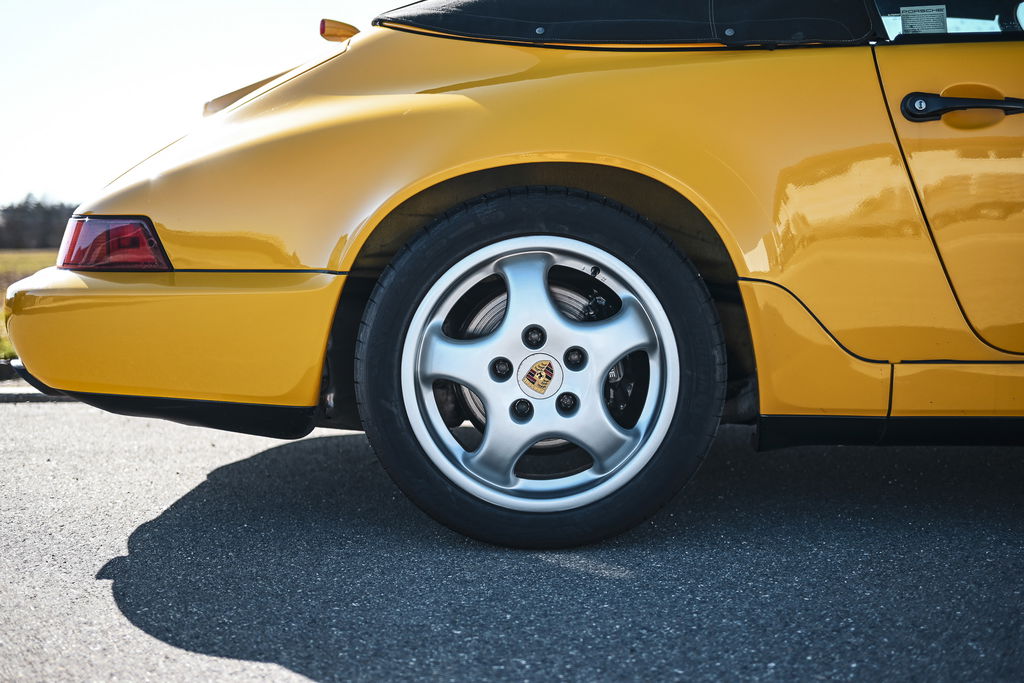 Porsche 964 Carrera 2 Speedster