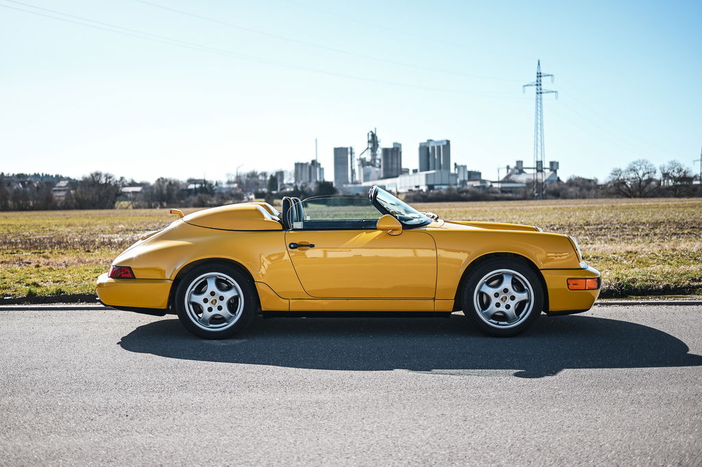 Porsche 964 Carrera 2 Speedster