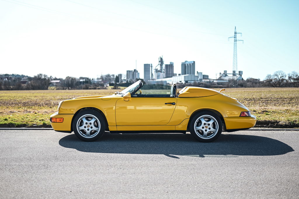 Porsche 964 Carrera 2 Speedster
