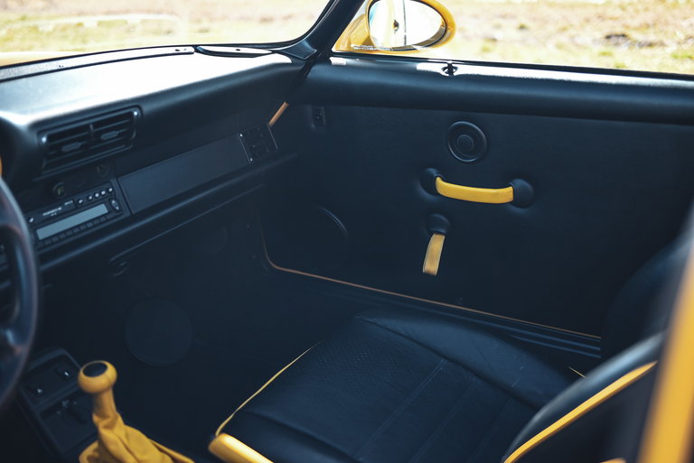 Porsche 964 Carrera 2 Speedster