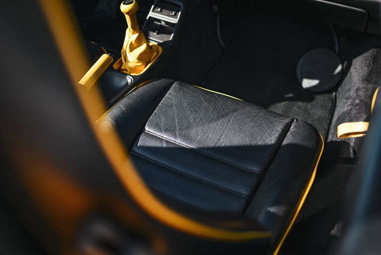 Porsche 964 Carrera 2 Speedster