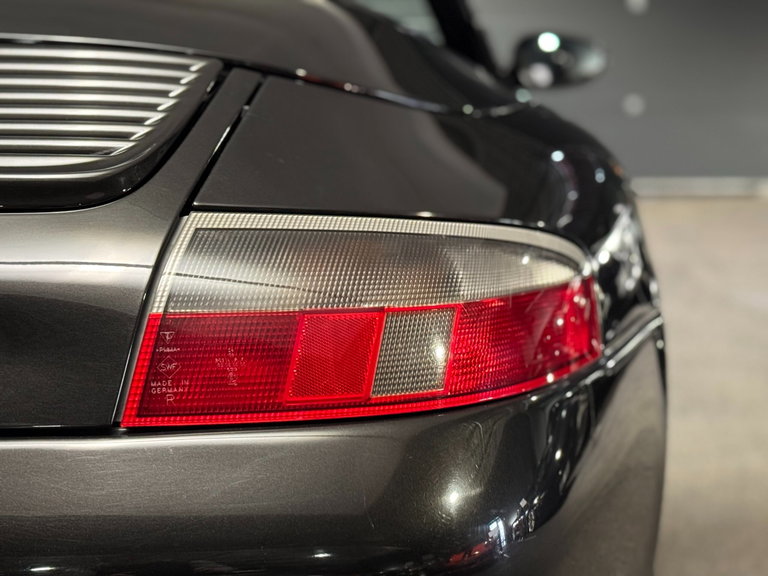 Porsche 996 Carrera