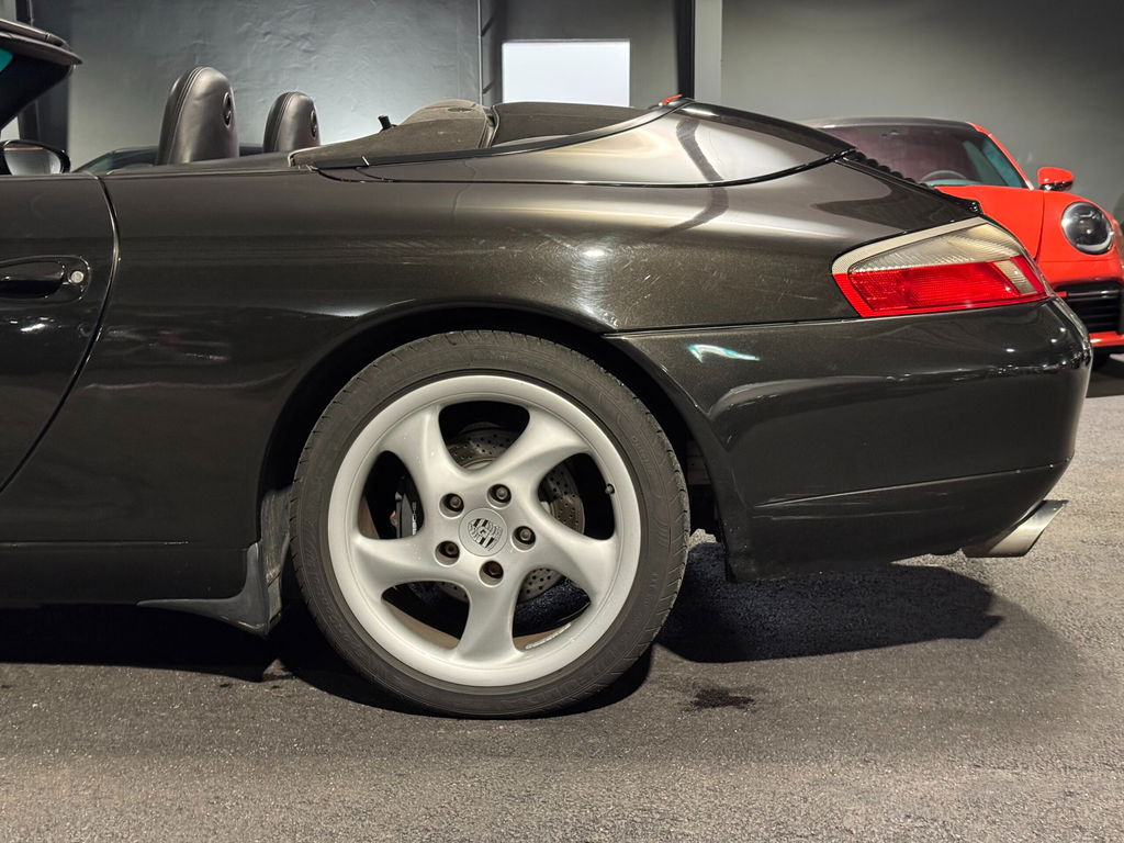 Porsche 996 Carrera