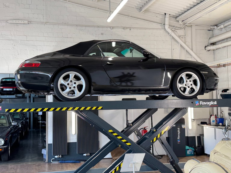 Porsche 996 Carrera