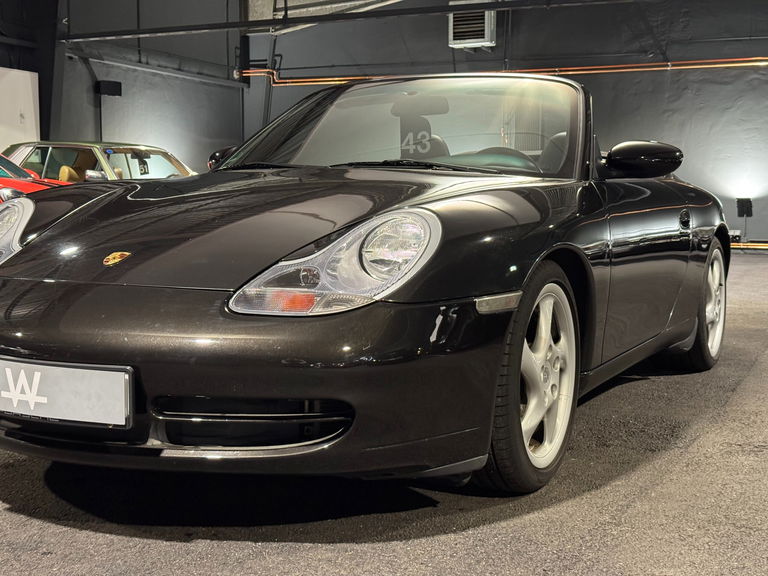 Porsche 996 Carrera