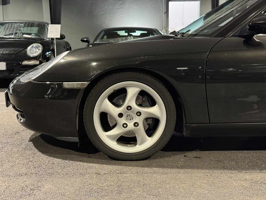 Porsche 996 Carrera
