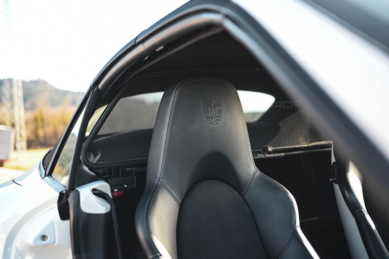 Porsche 997.2 Carrera GTS