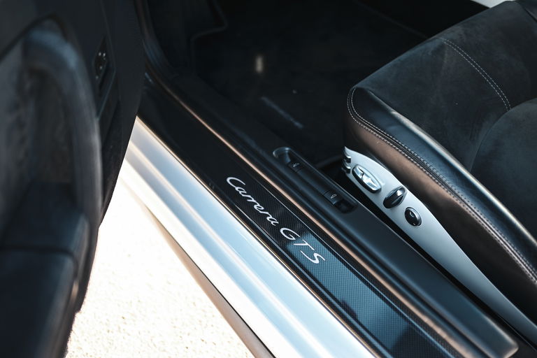 Porsche 997.2 Carrera GTS