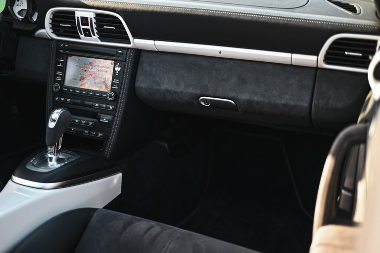 Porsche 997.2 Carrera GTS