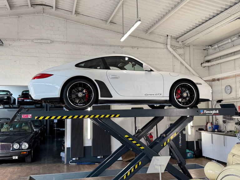 Porsche 997.2 Carrera GTS